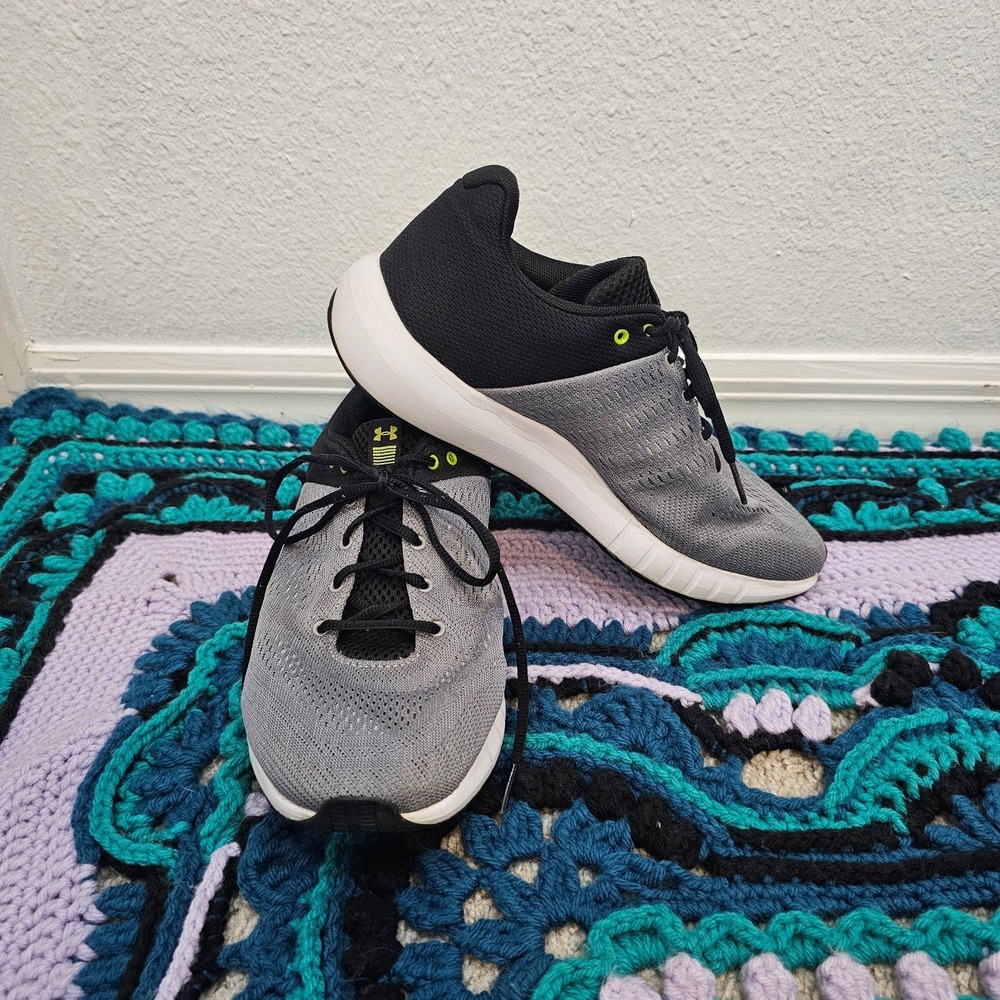 Under Armour Men's‎ Micro G Pursuit Gray Sneakers Men's Size 8.5